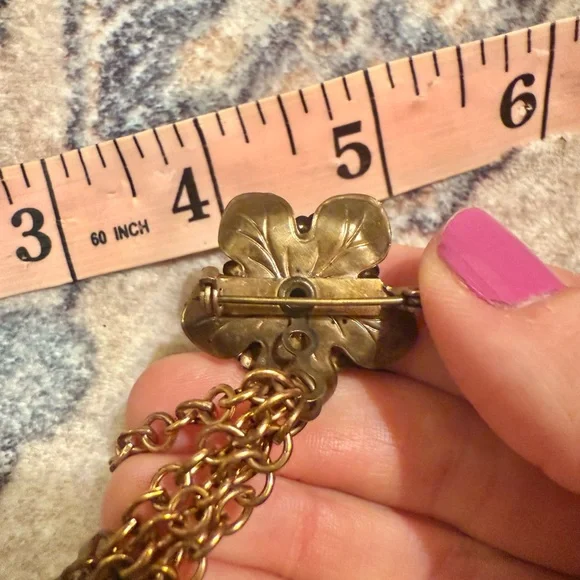 Brass Tone Brooch Green Rhinestones - Picture 7 of 7